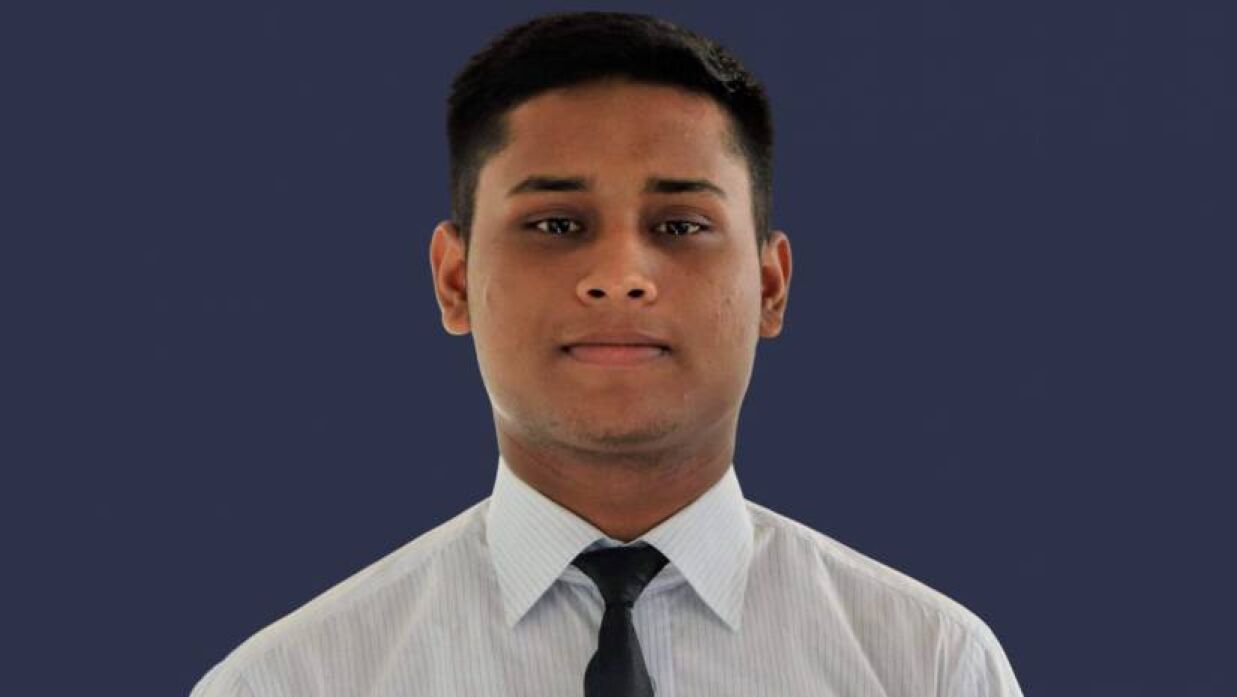 হাসিনার পতন ঘটলেও চূড়ান্ত বিজয় এখনও আসেনি : হাসনাত আবদুল্লাহ